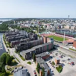 Huoneisto Lakeview At Ratina Next To Downtown