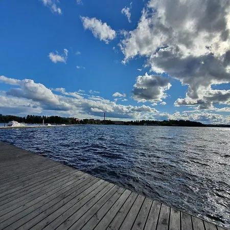 Huoneisto Lakeview At Ratina Next To Downtown *