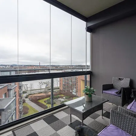 Lakeview At Ratina Next To Downtown Tampere